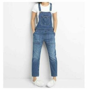 GAP - SHORT CROP SLOUCHY OVERALL